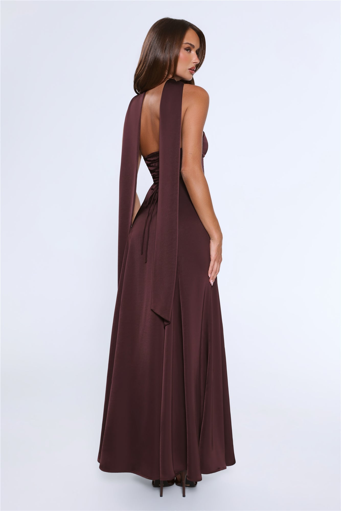 Vestido Longo Tomara-que-caia em Cetim — Chocolate