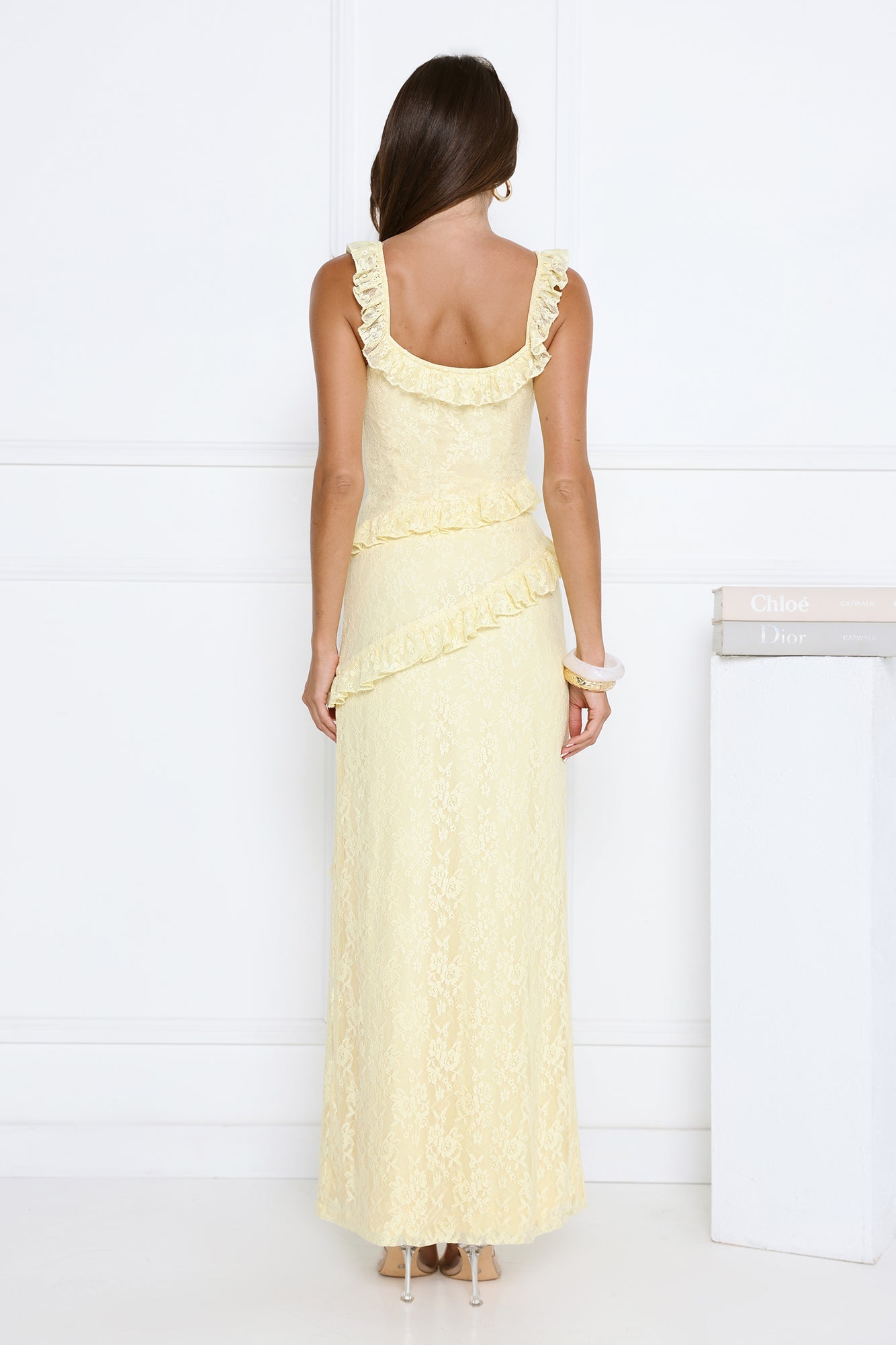Vestido Longo de Renda Crepúsculo Dourado — Manteiga