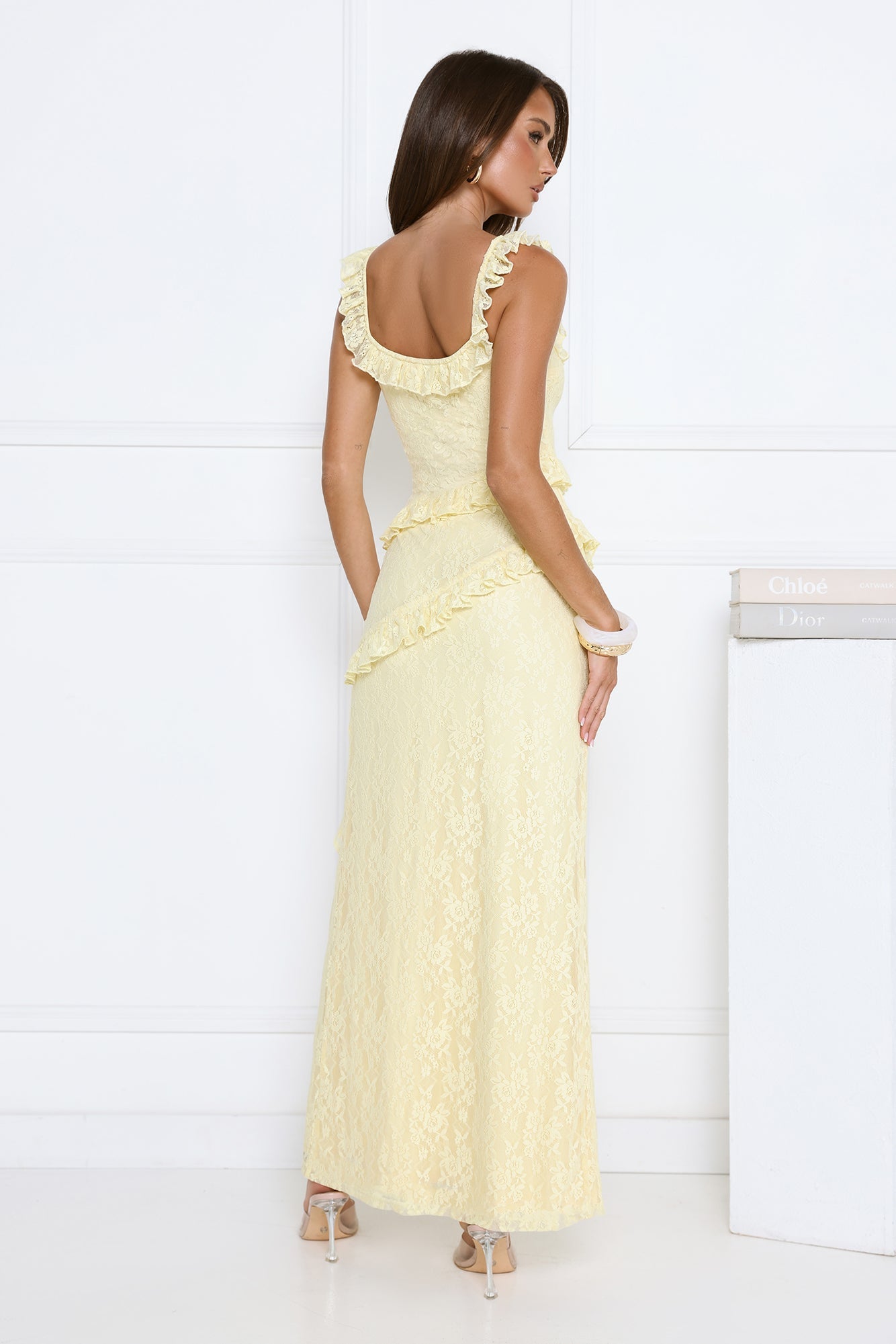 Vestido Longo de Renda Crepúsculo Dourado — Manteiga