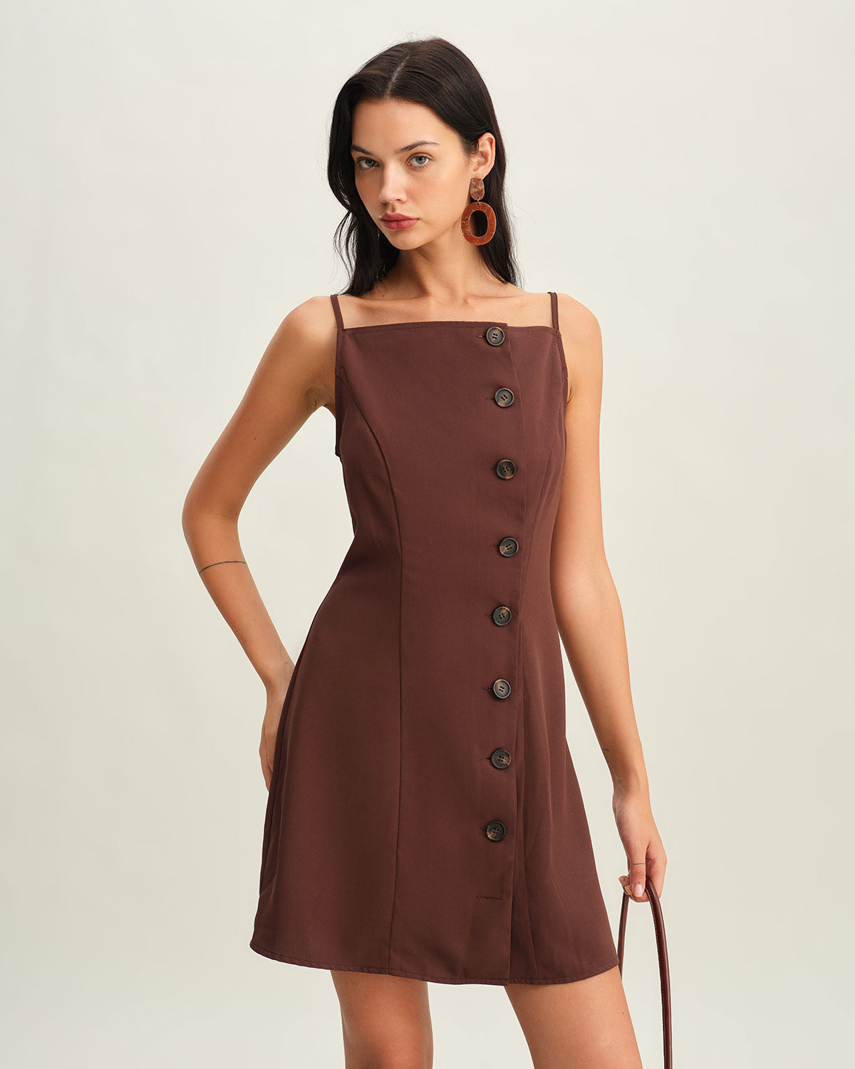 Mini vestido slip plissado com botões — Marrom