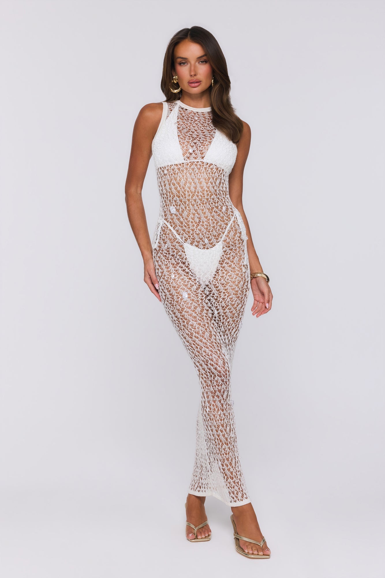Vestido longo em crochê com pérolas e transparência — Creme