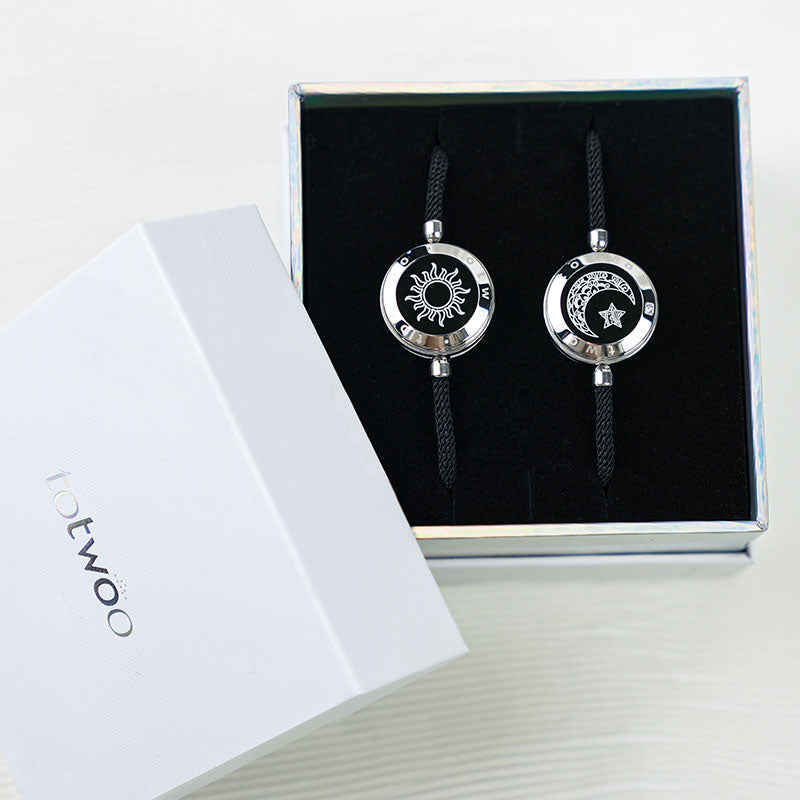Totwoo Sun & Moon Touch Bracelets Set