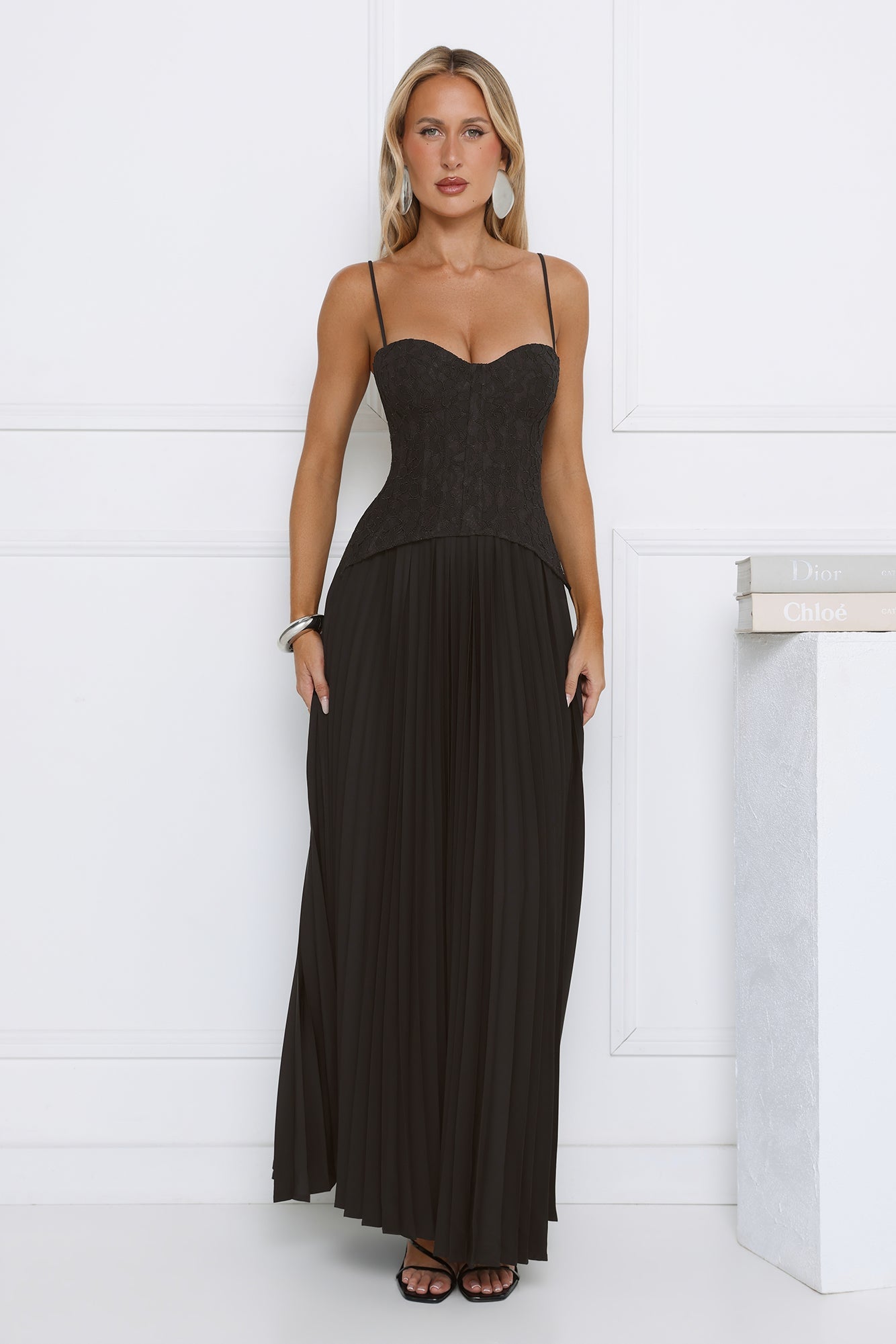 Vestido longo de renda Antique Roses — Preto
