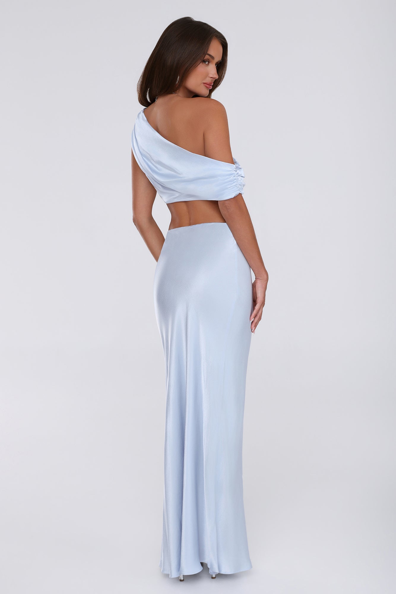 Indulgent Love Top Cropped Ombro a Ombro em Cetim — Azul
