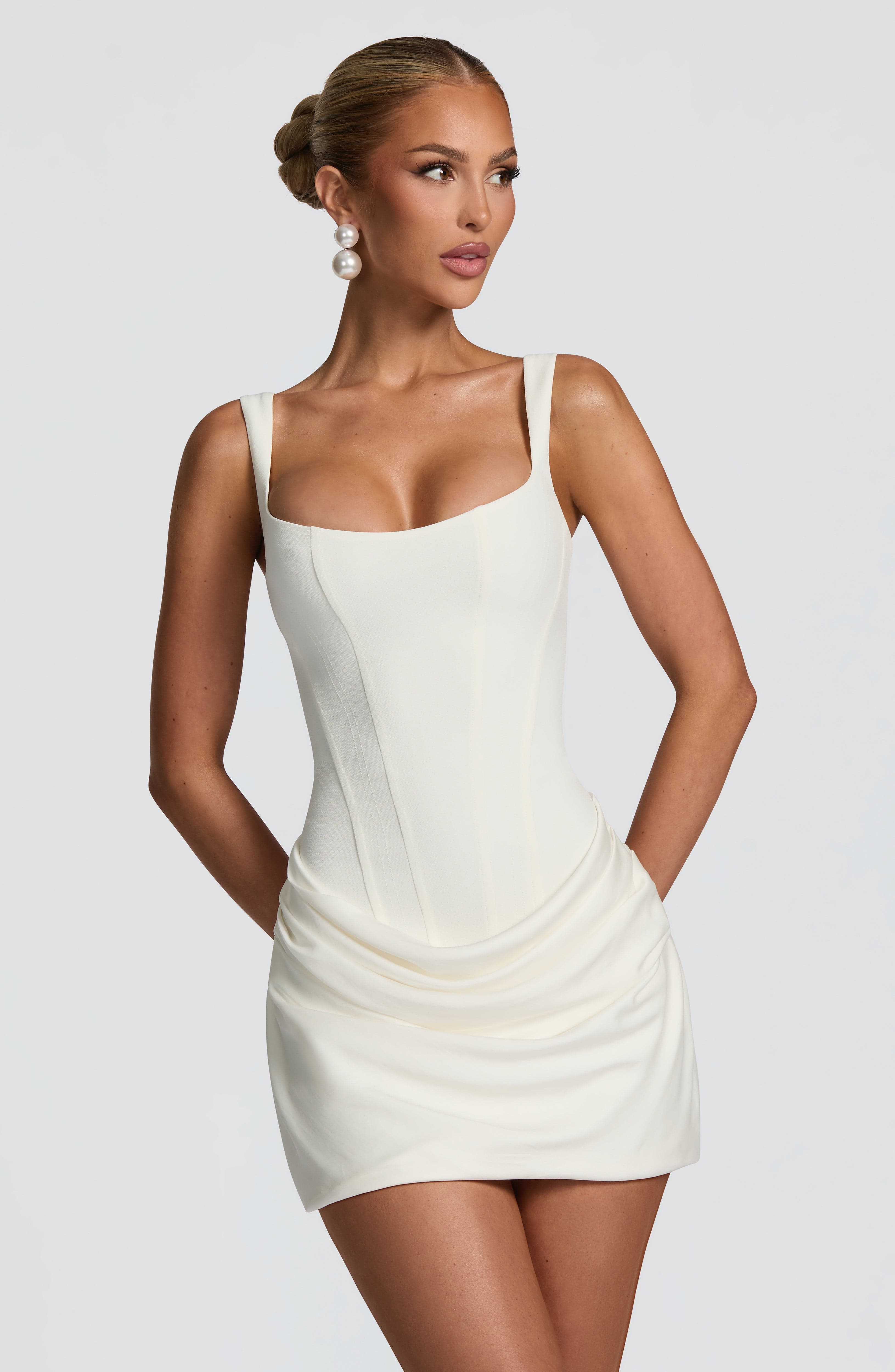 Vestido Curto Cornelia - Marfim