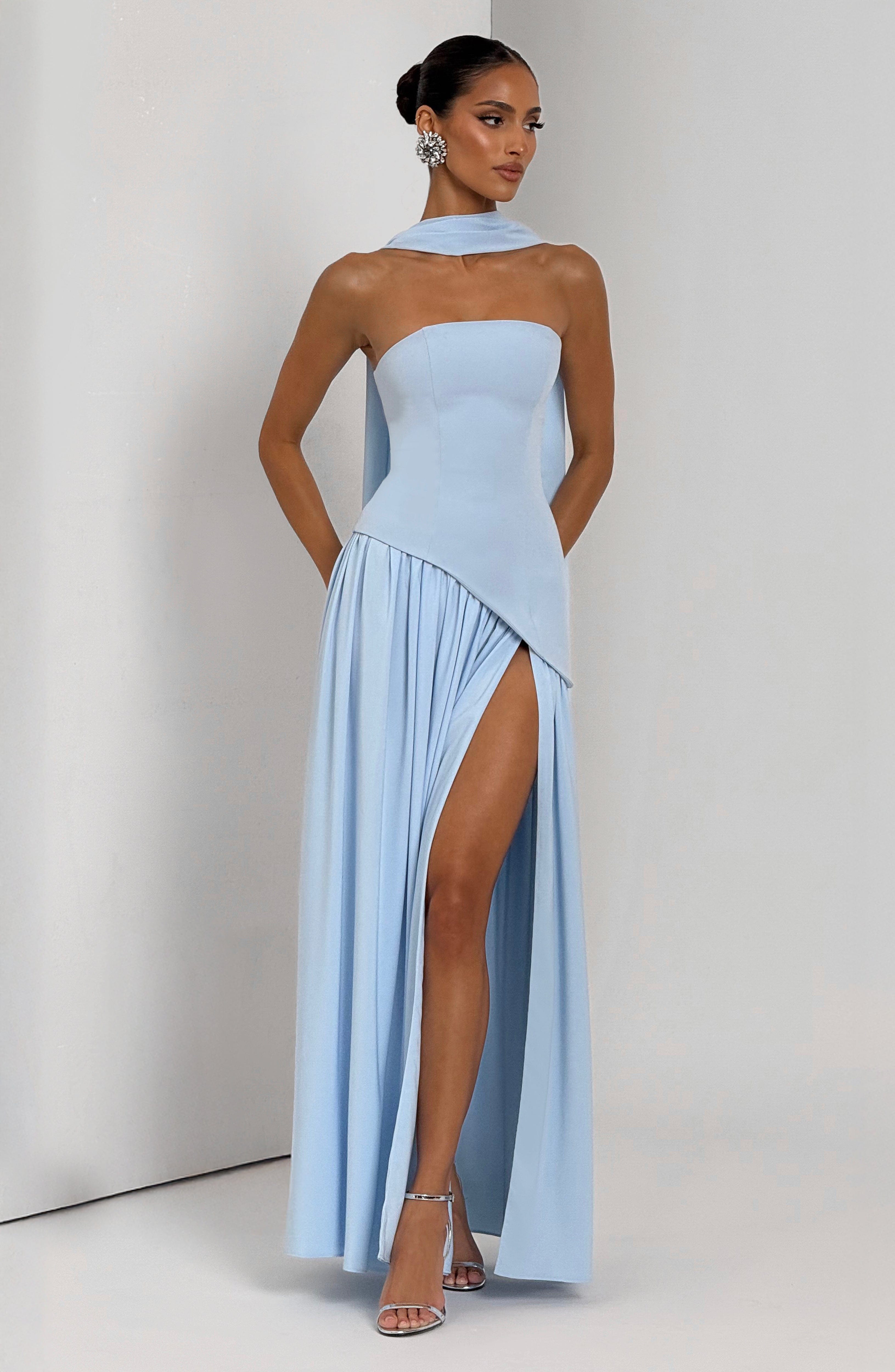 Vestido Longo Maliyah - Azul-bebê