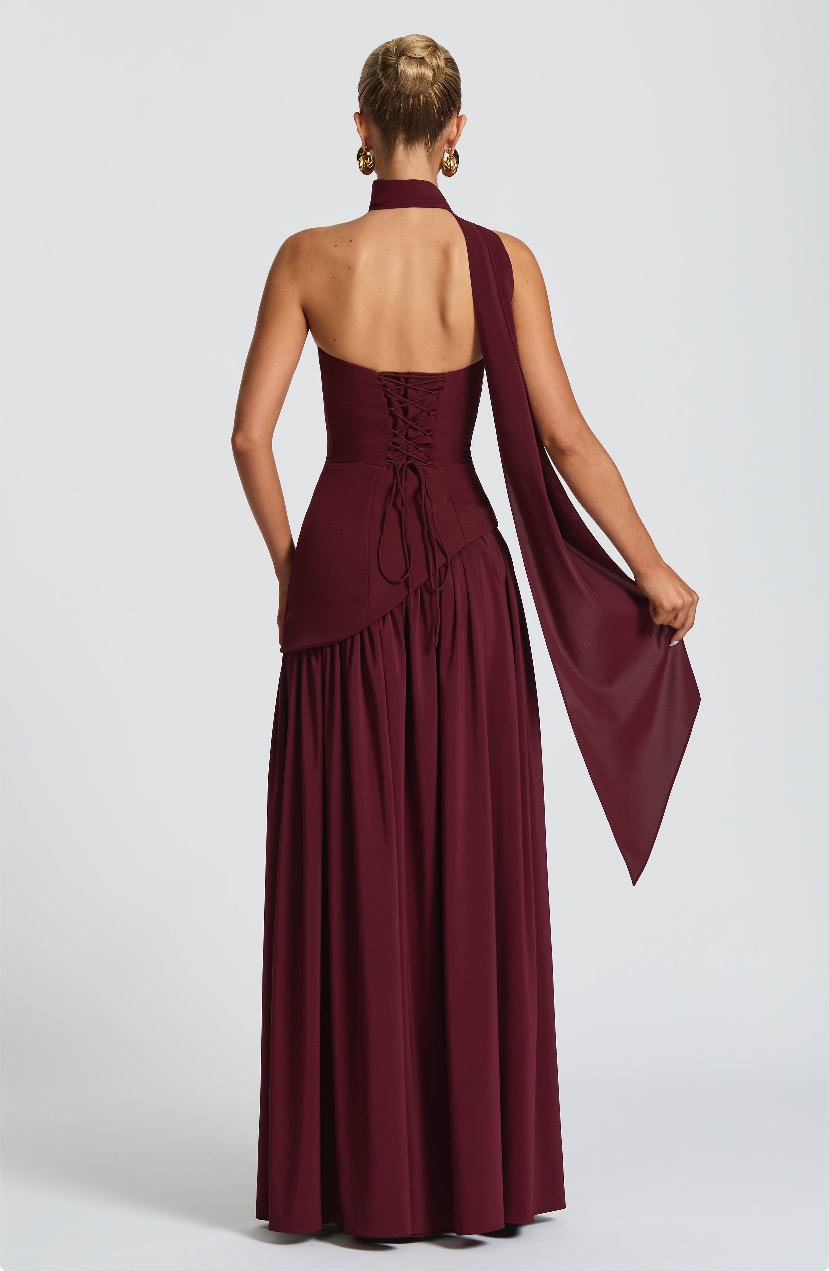 Vestido Longo Maliyah — Laqueado Cereja