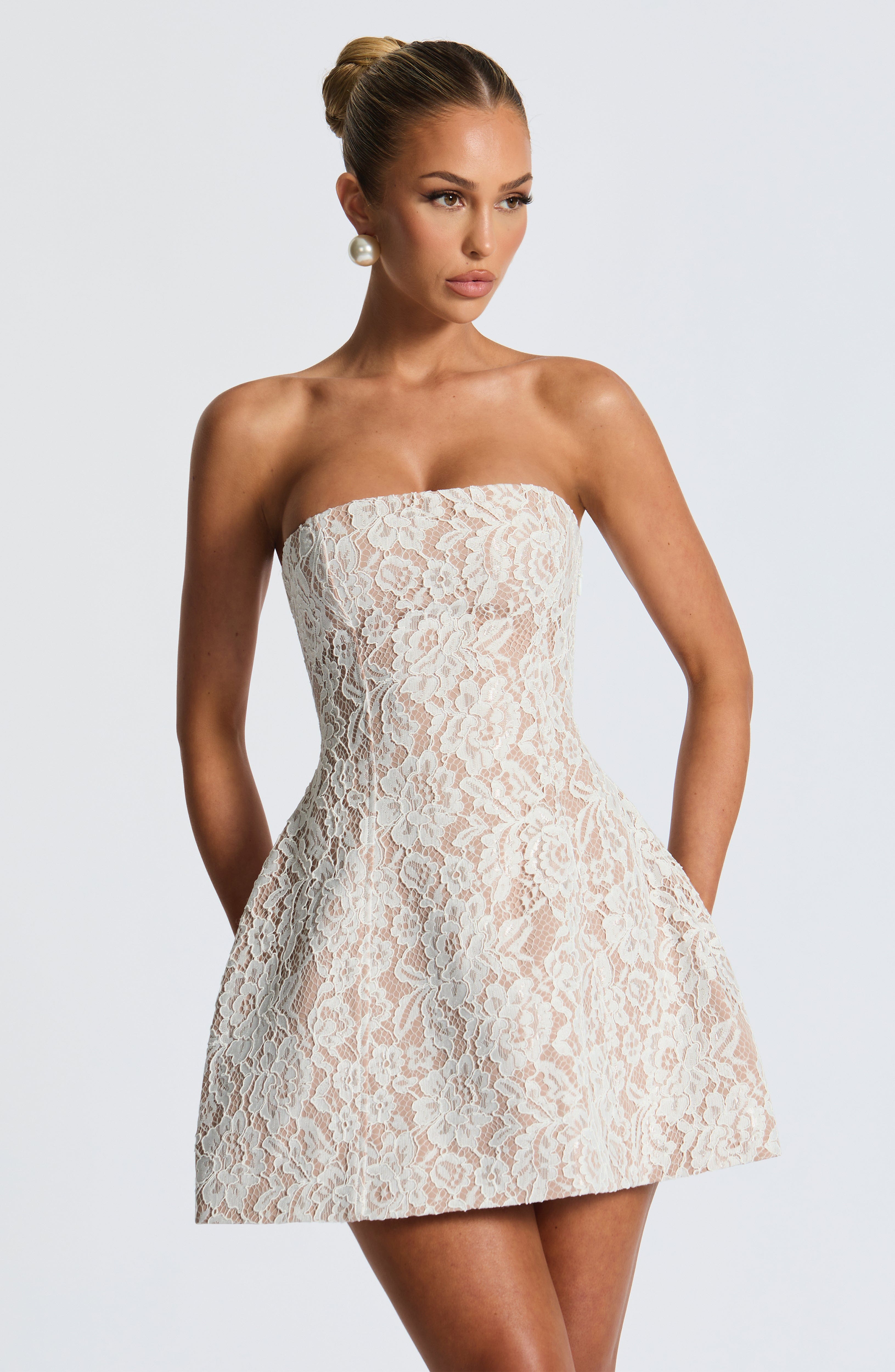 Vestido Curto Salone - Marfim