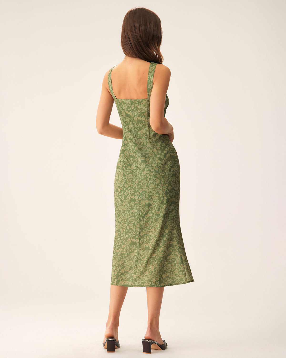 Vestido midi lencinho com decote quadrado e estampa floral verde
