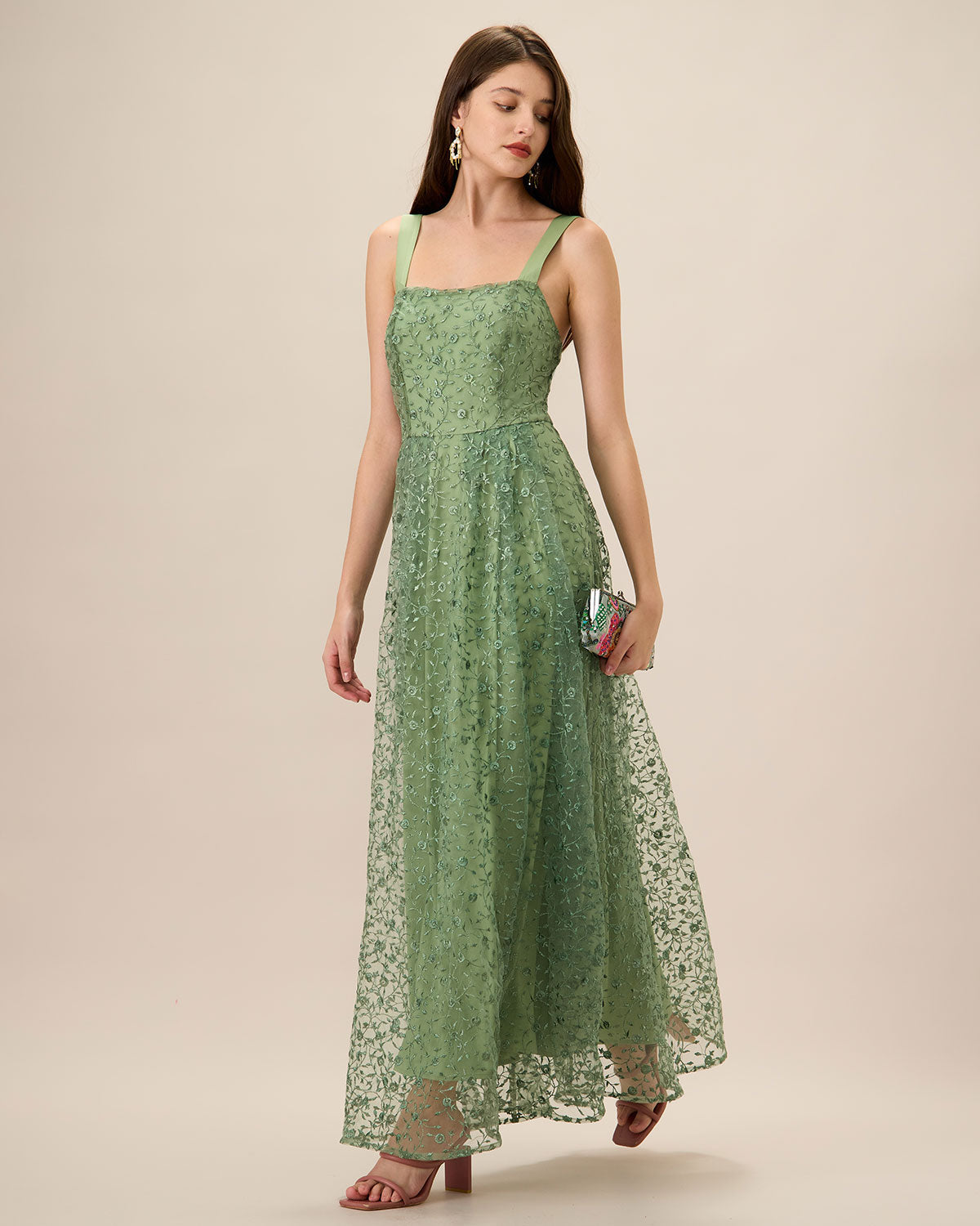 Vestido Slip Longo em Tule com Bordado Verde
