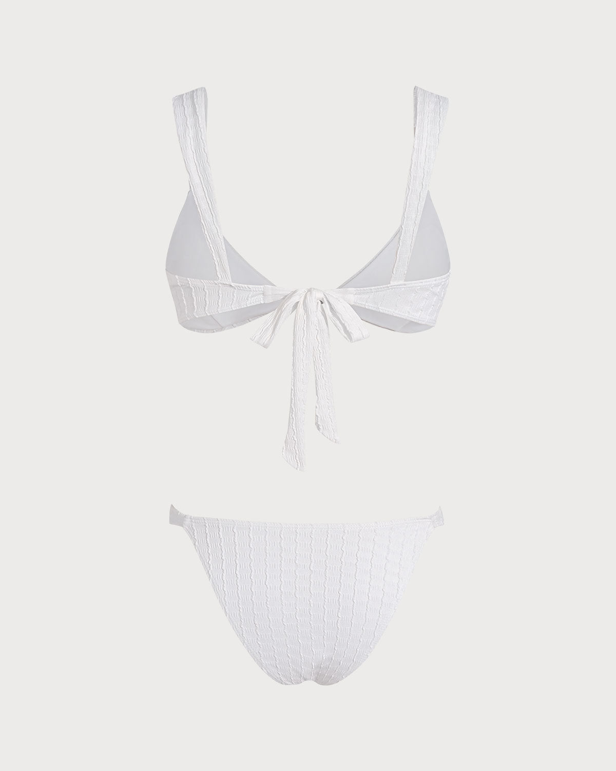 Conjunto de biquíni branco com top bralette texturizado e decote em V