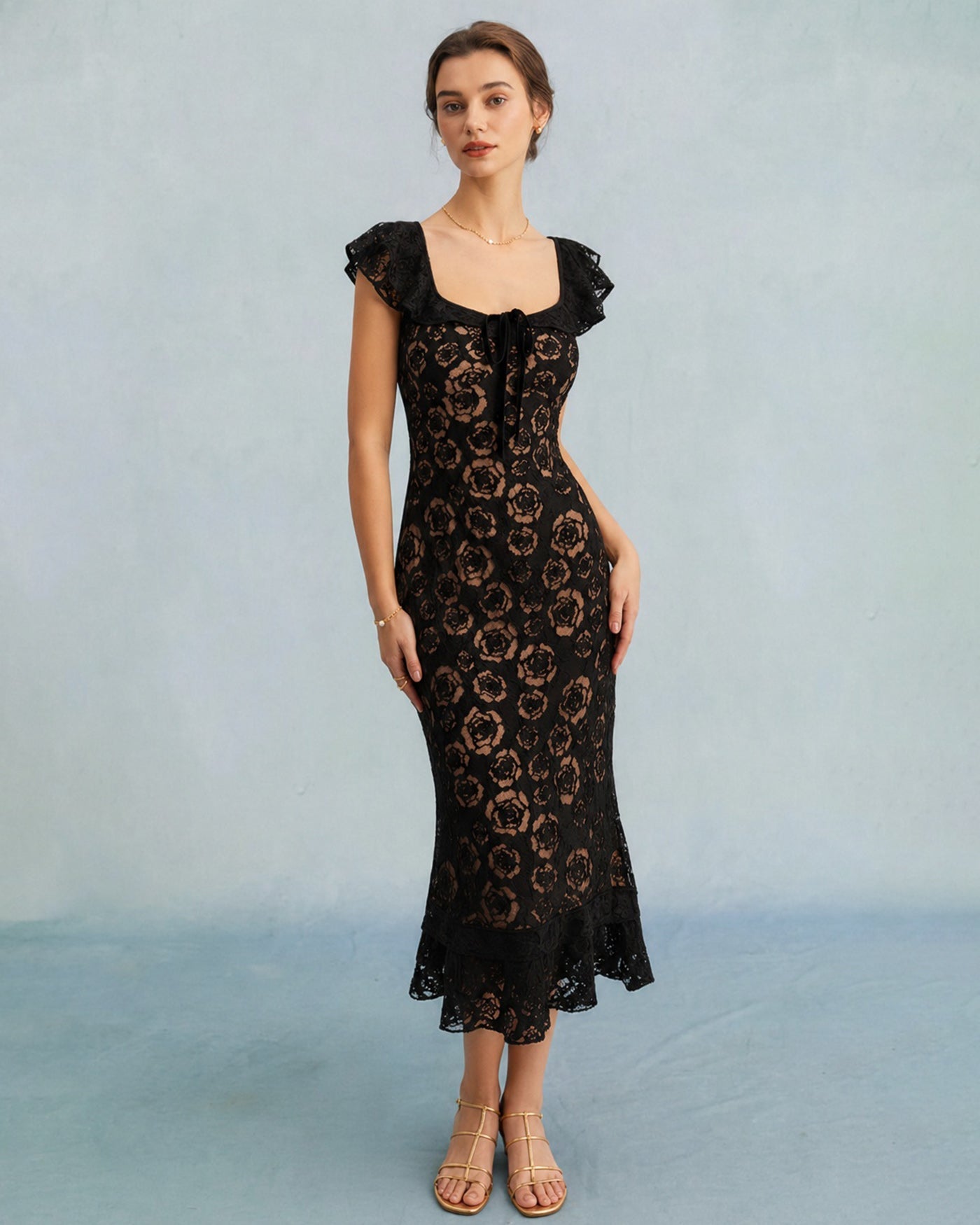 Vestido midi sereia texturizado com babados — Preto