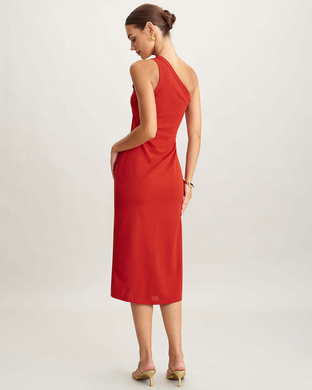 Vestido midi de malha com um ombro só — vermelho