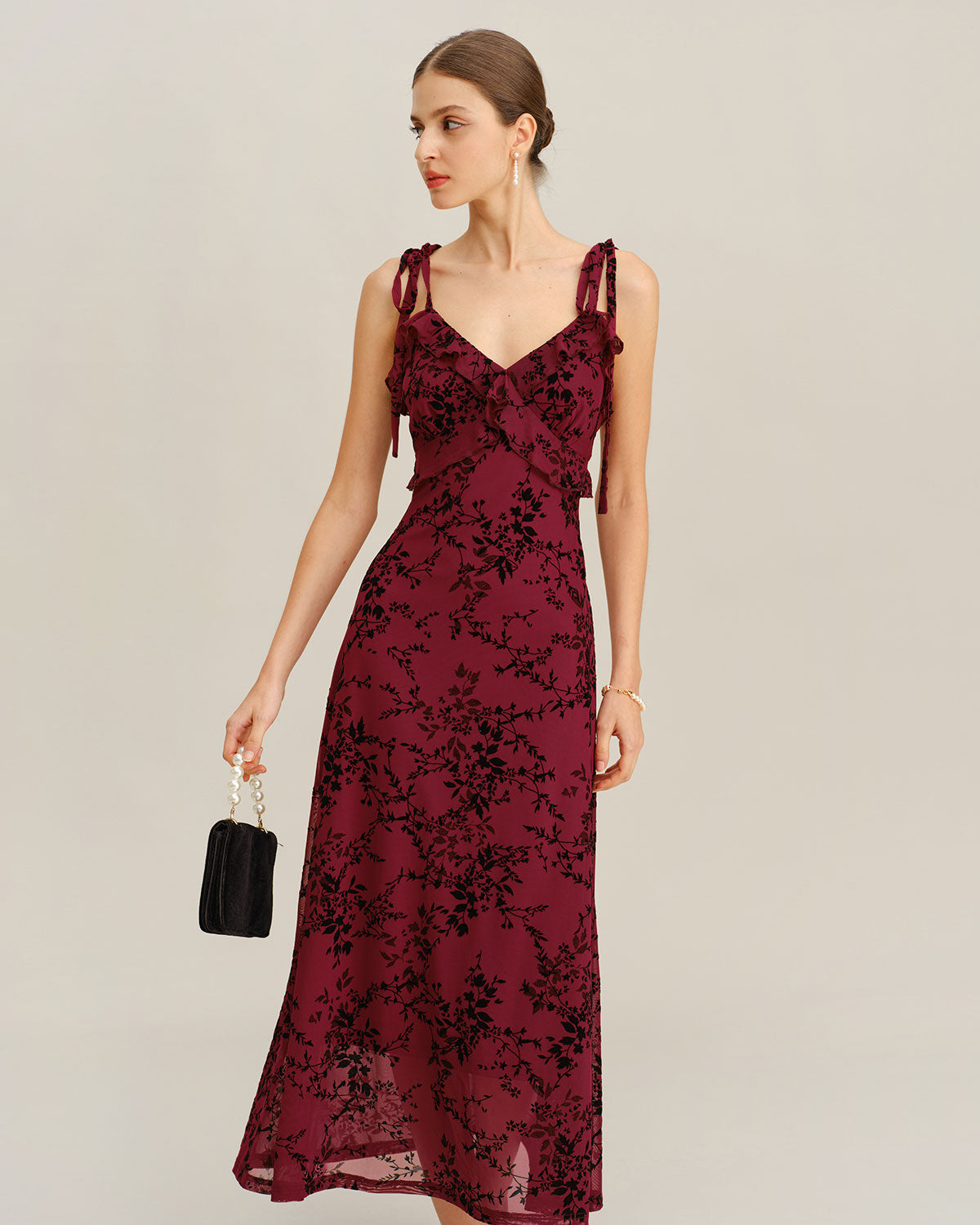 Vestido slip midi floral vermelho com babados