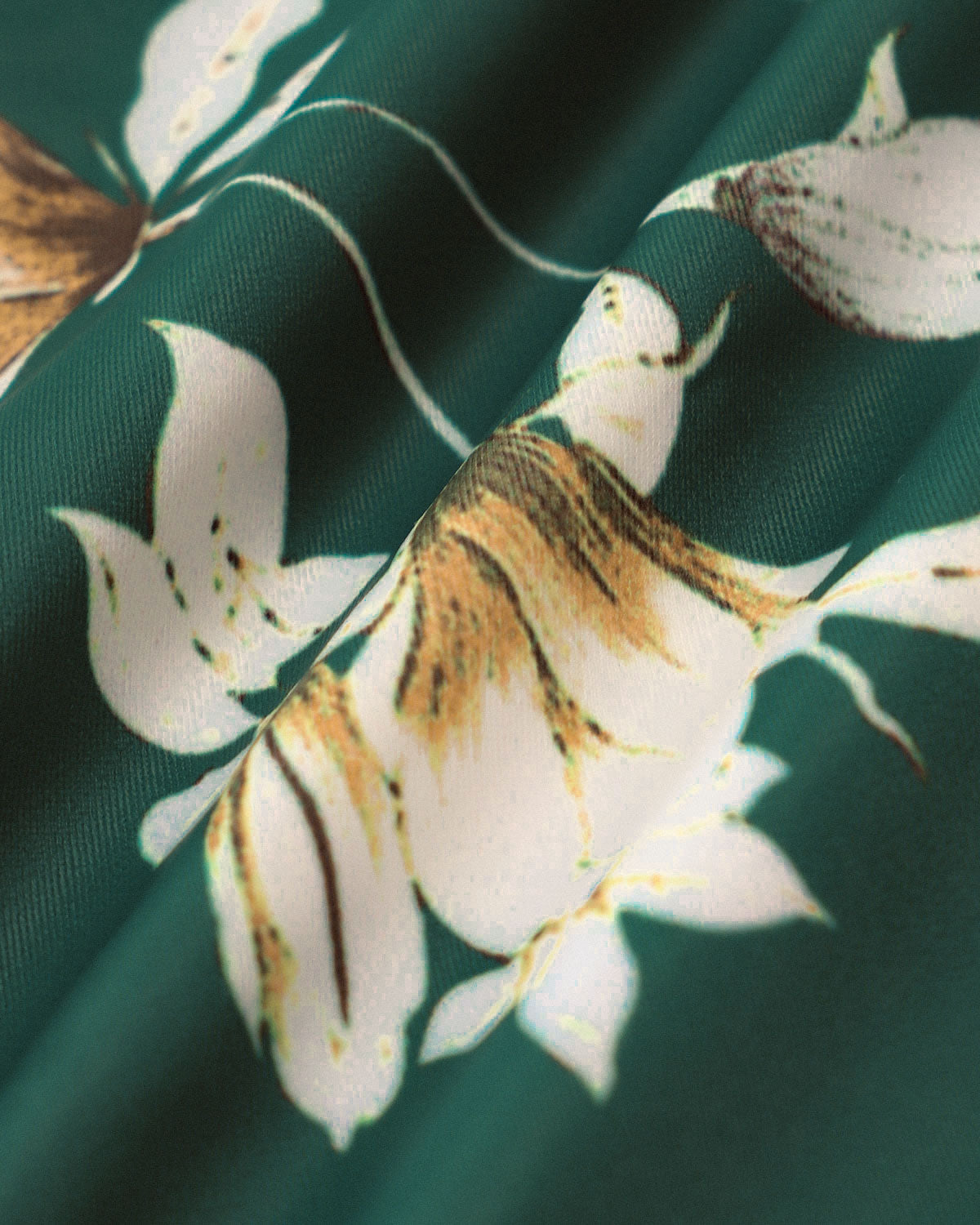 Maiô Verde Floral com Costas Abertas