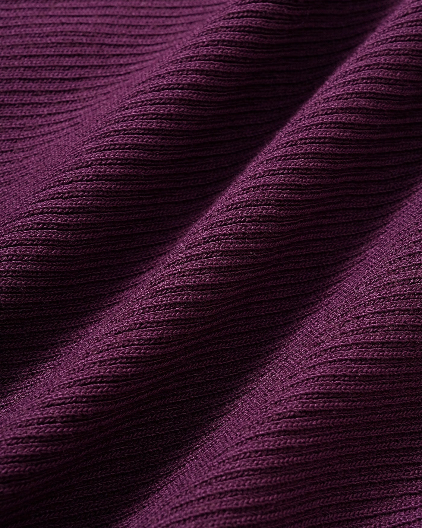 Regata roxa em viscose