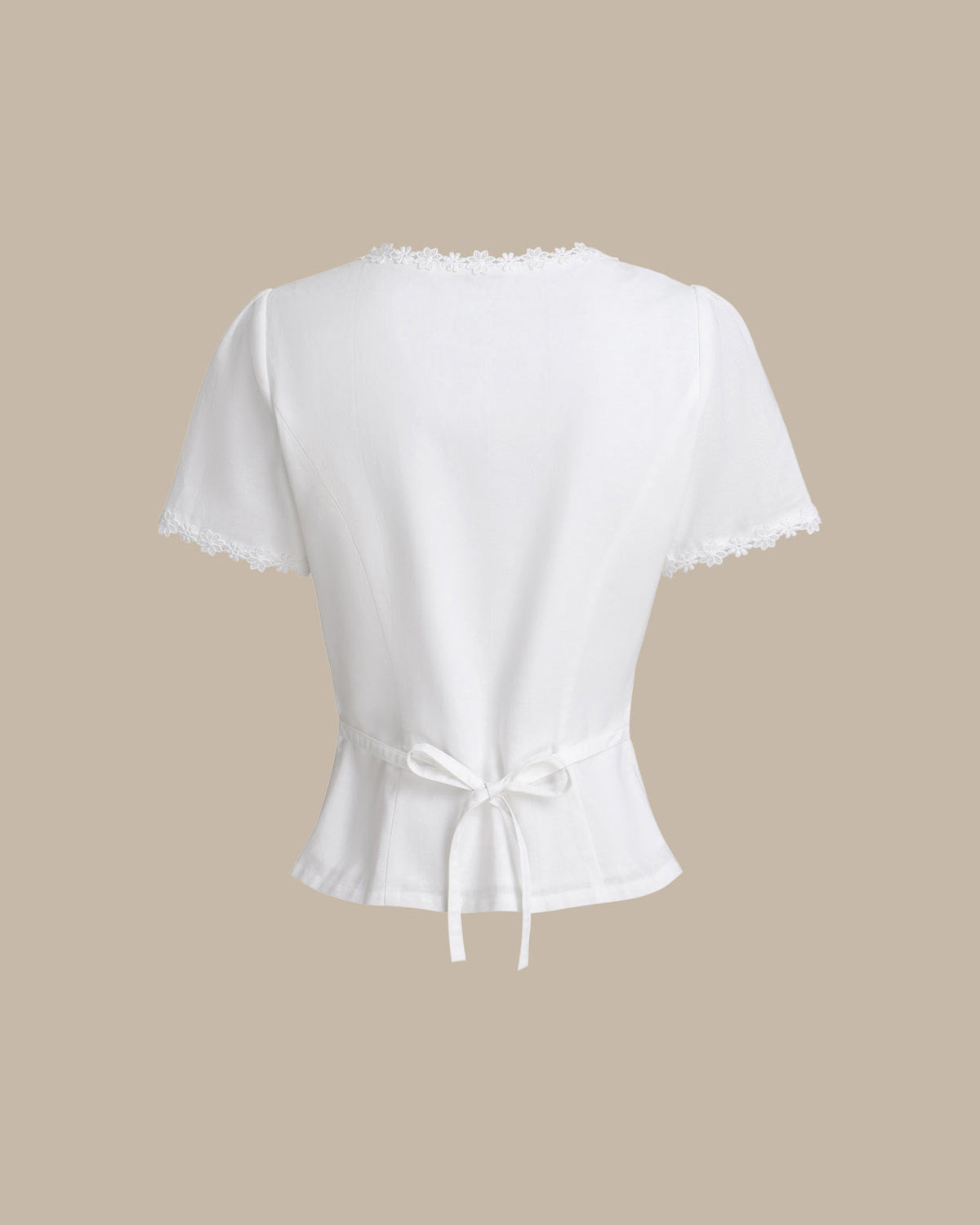 Blusa de renda com decote quadrado e botões — Branco