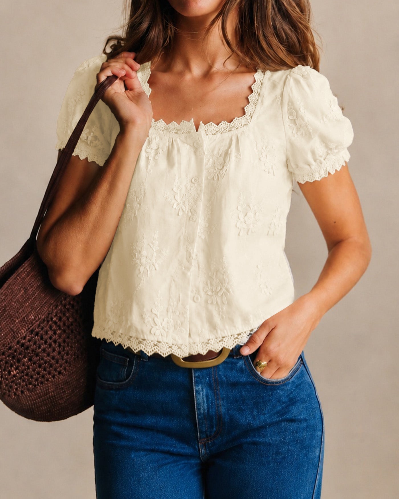 Blusa com decote quadrado, renda e estampa floral — Damasco