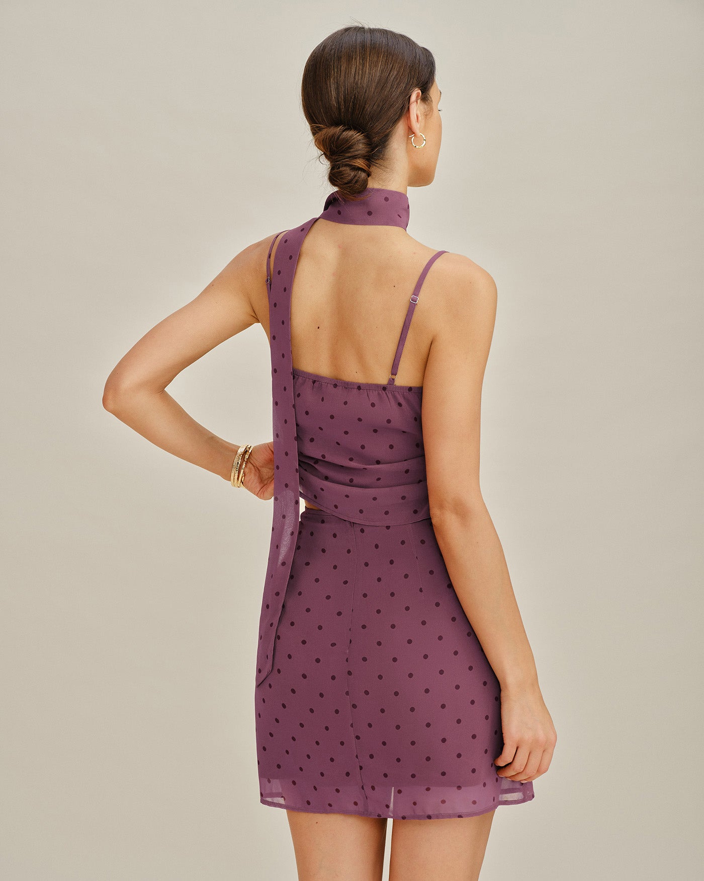 Top cami em chiffon roxo com poás