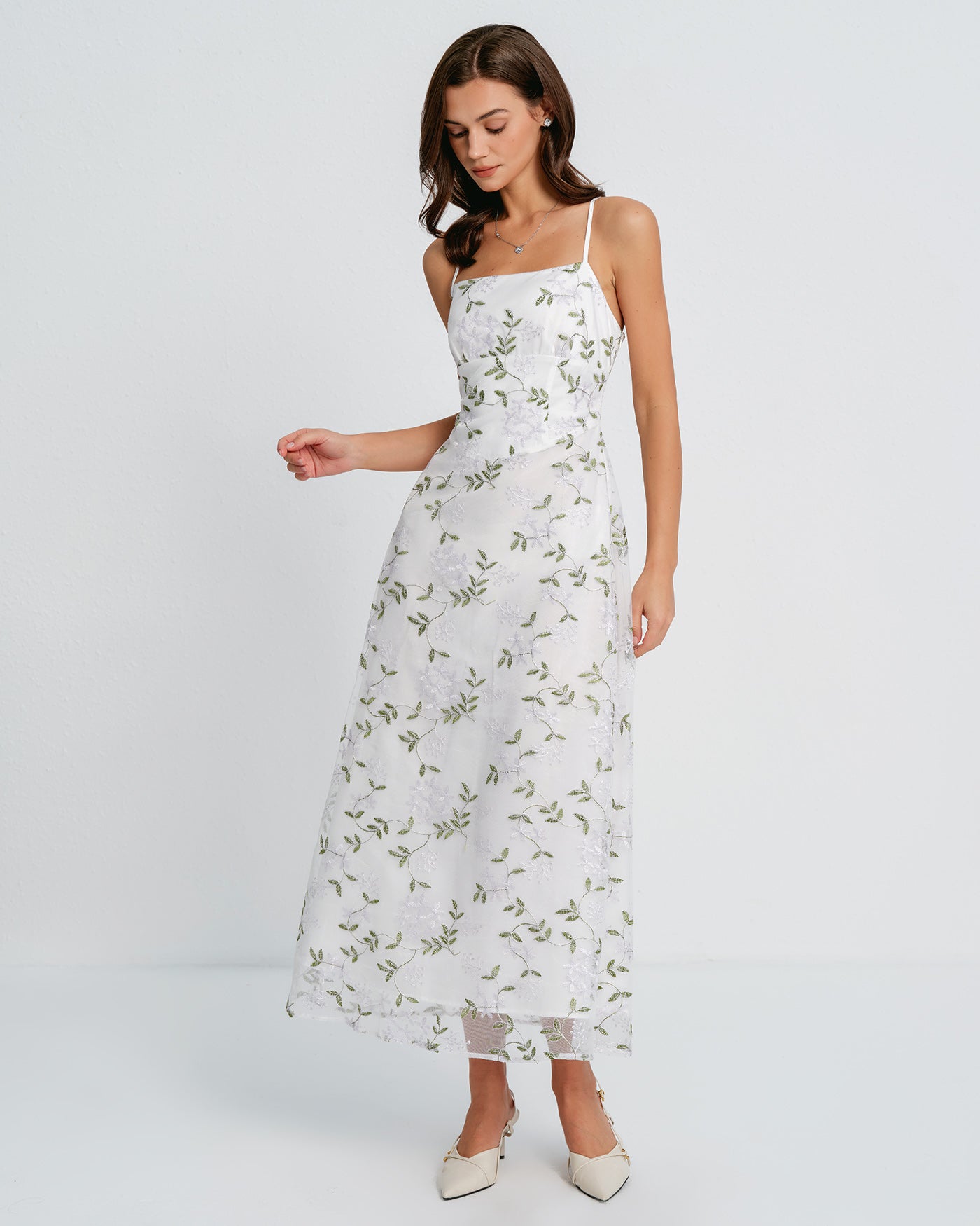 Vestido slip maxi com estampa floral — Branco