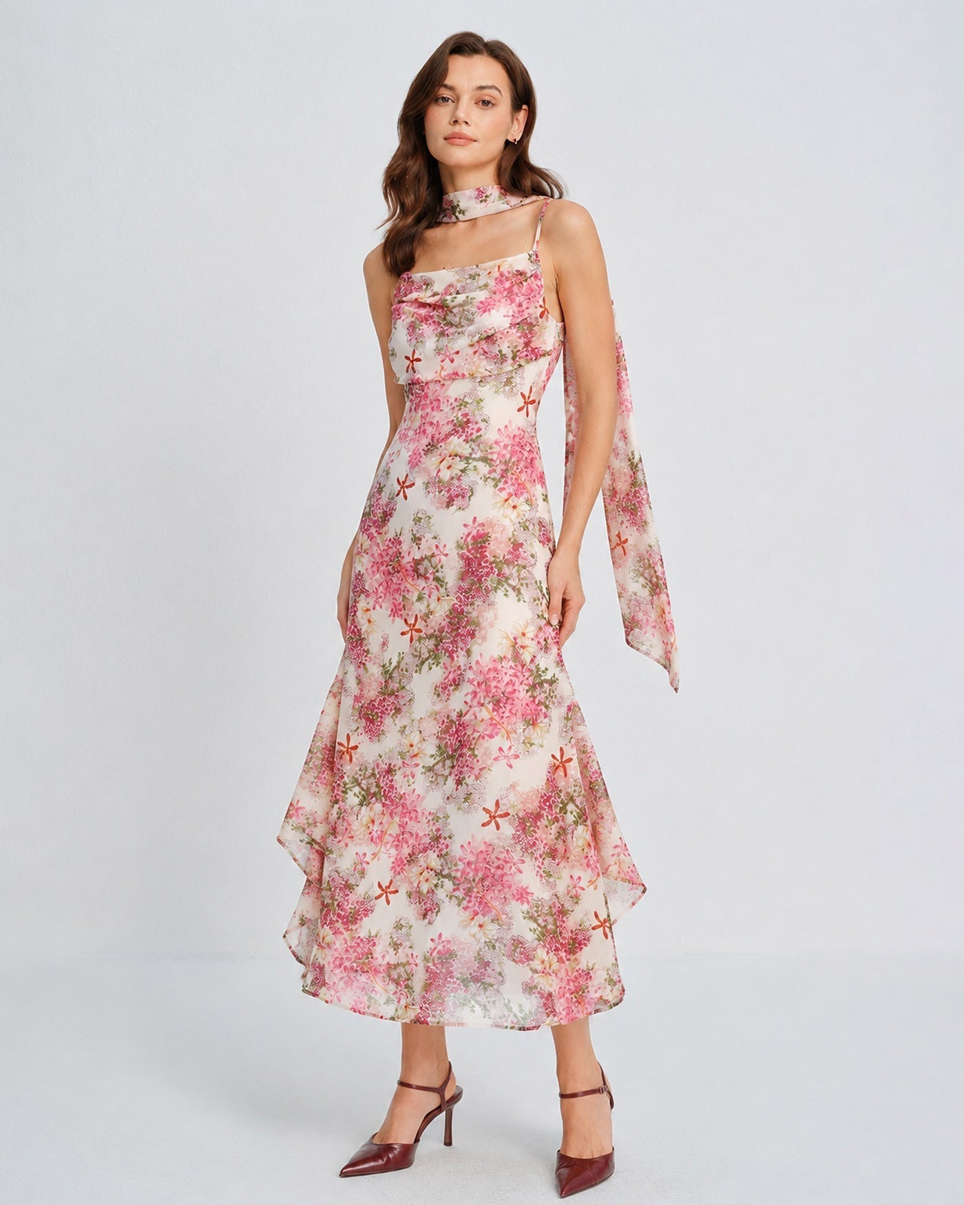Vestido longo slip em chiffon floral rosa