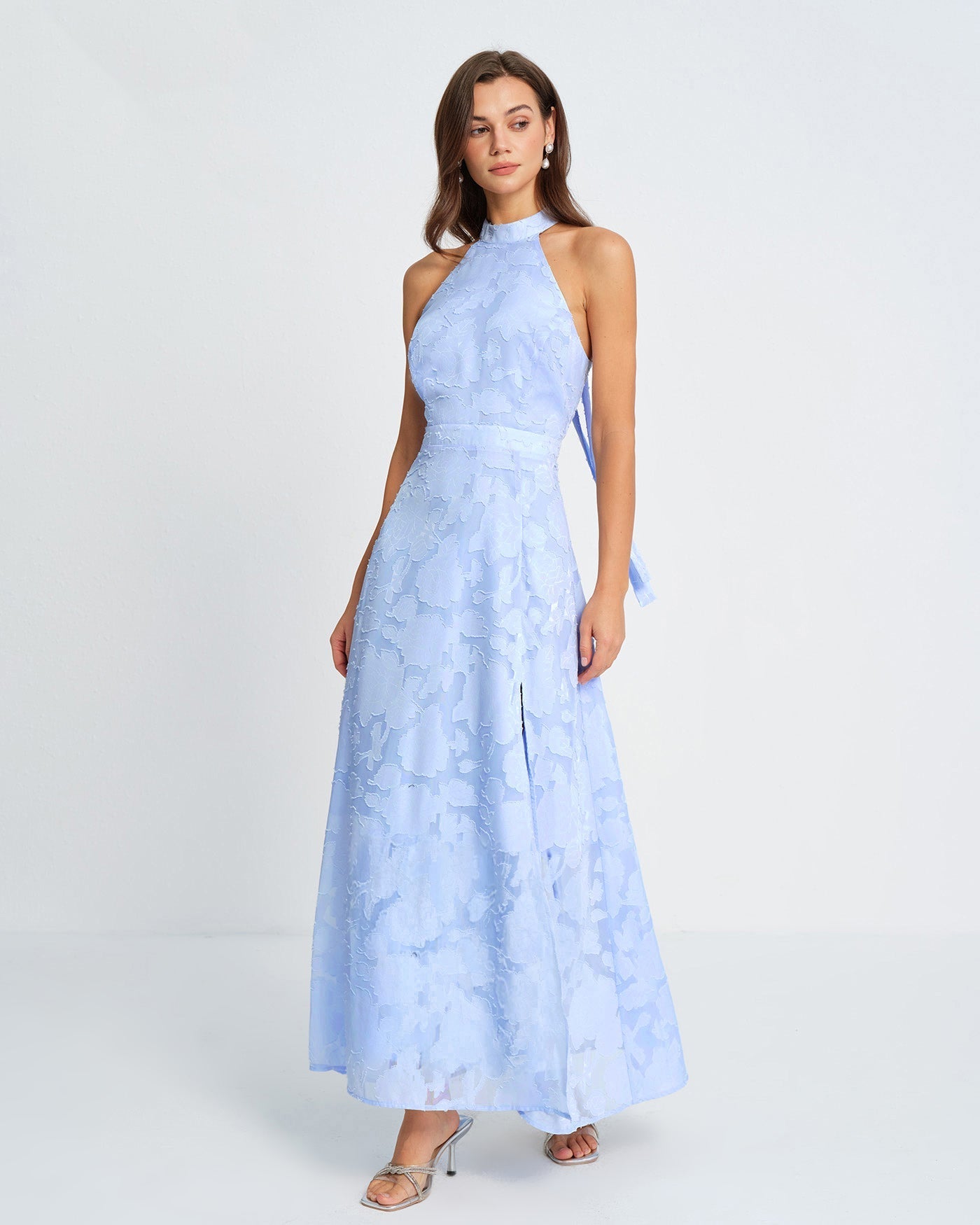 Vestido longo em jacquard com gola alta — Azul