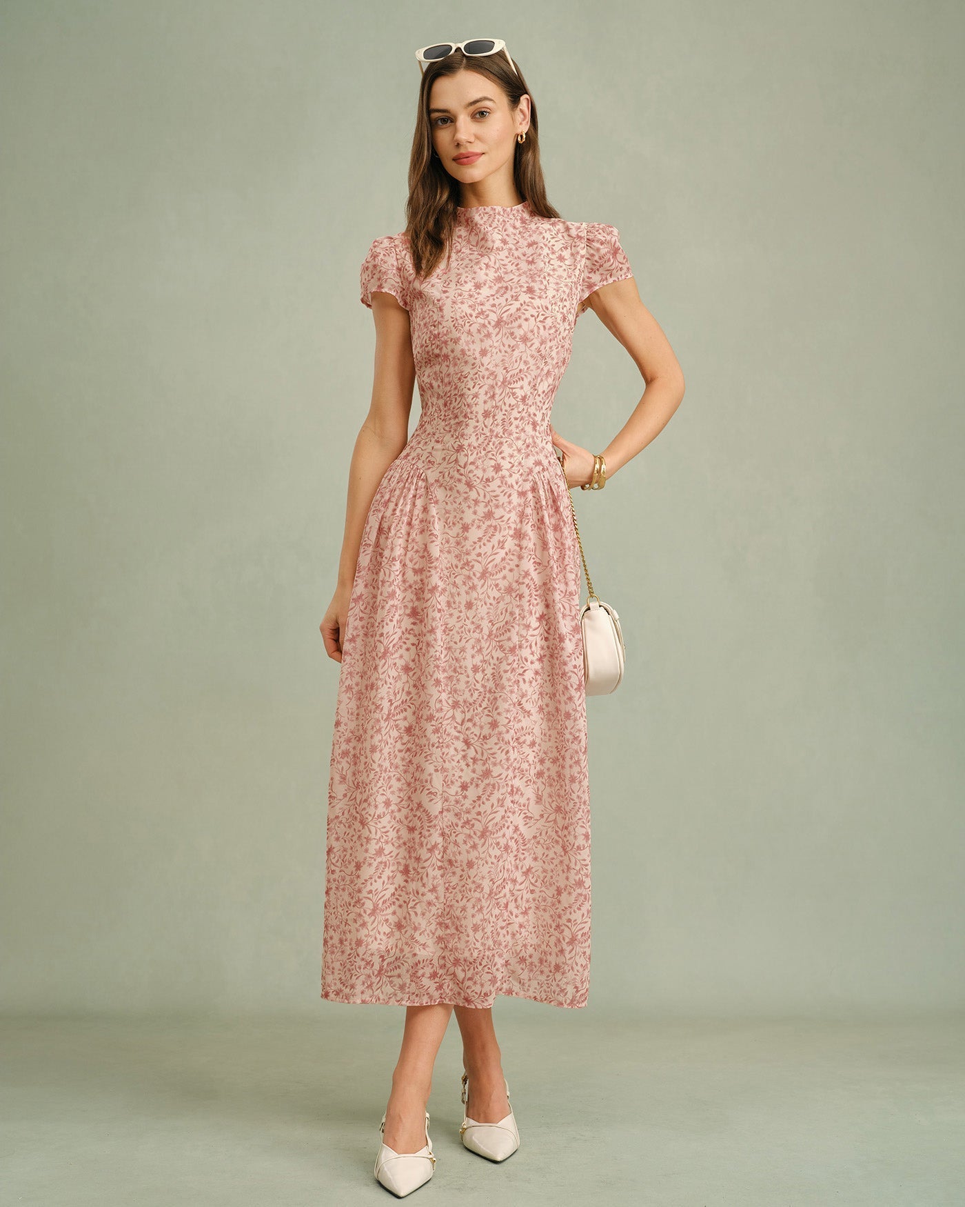Vestido longo floral rosa com gola alta