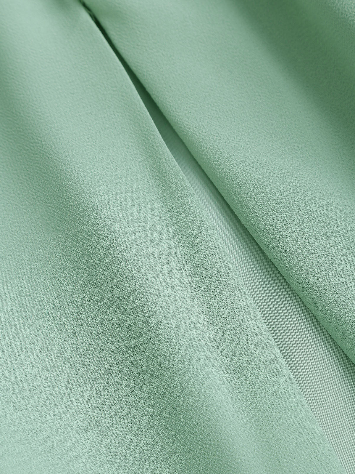 Vestido longo slip verde com corte A e costas à mostra