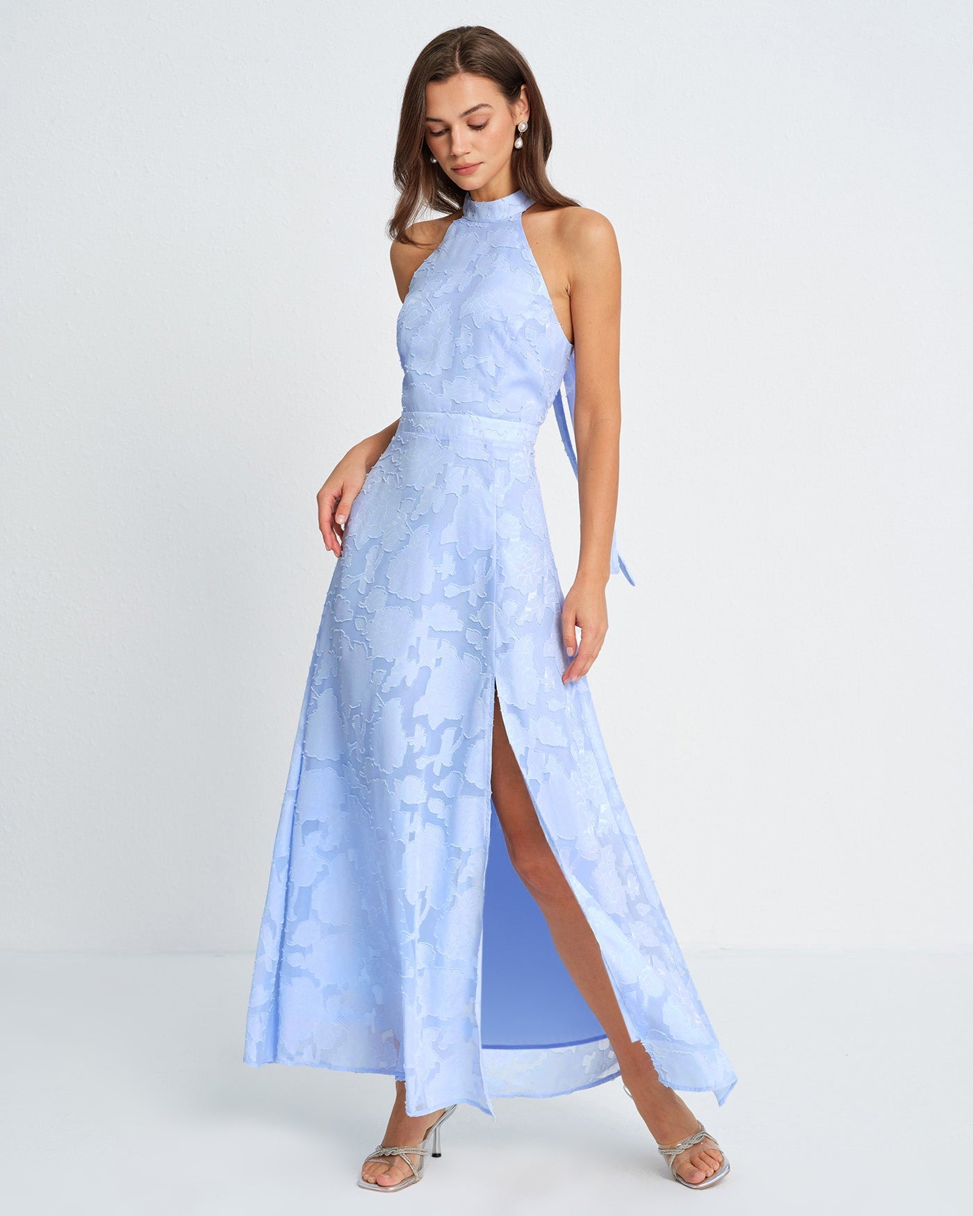 Vestido longo em jacquard com gola alta — Azul