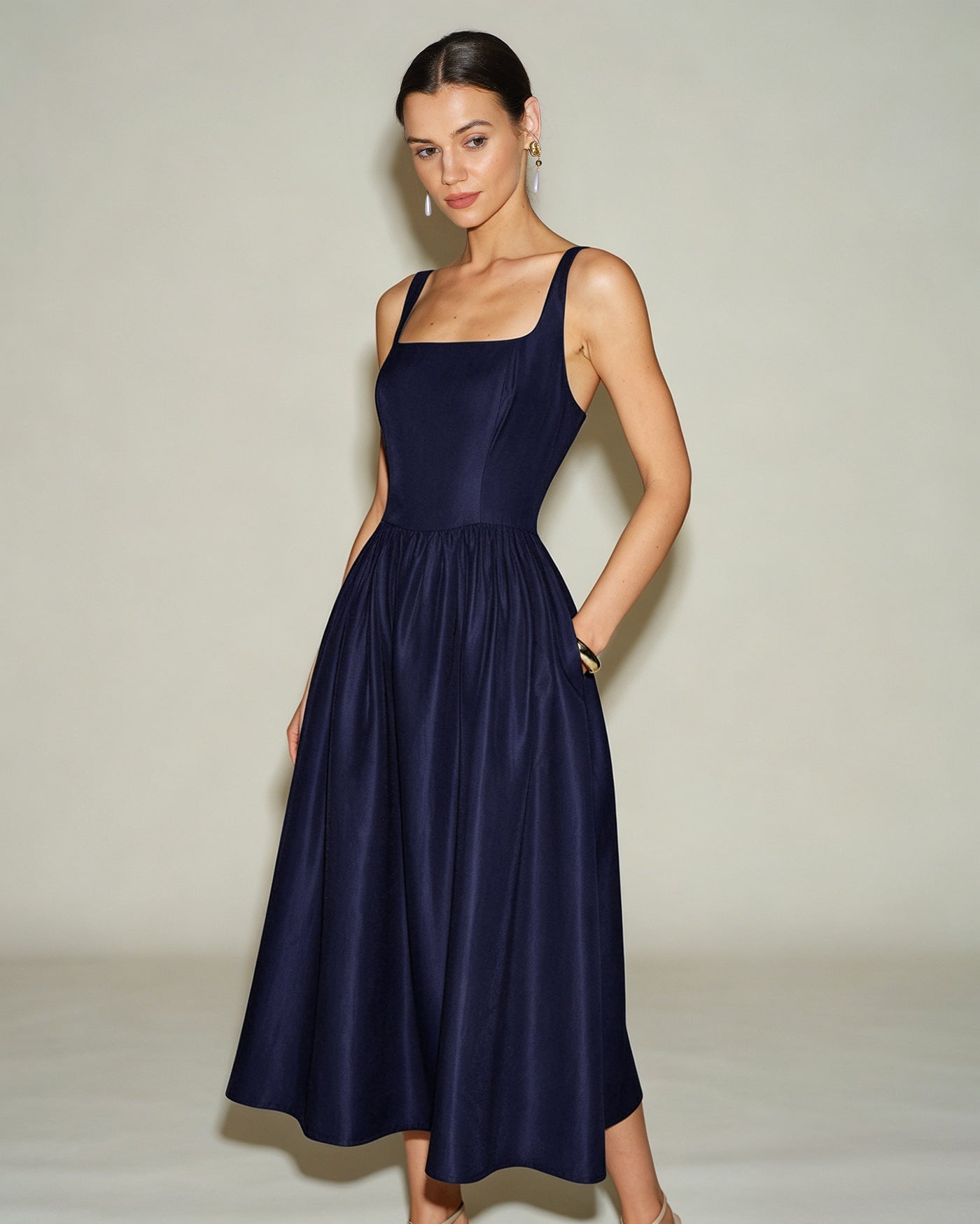 Vestido Slip Midi Evasê Azul