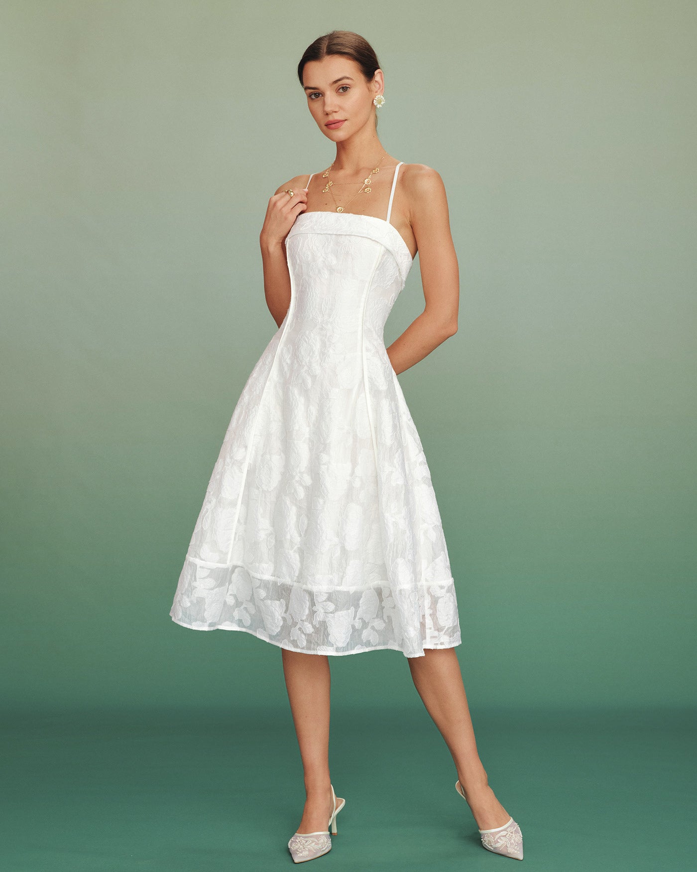Vestido slip midi em jacquard com decote quadrado — Branco