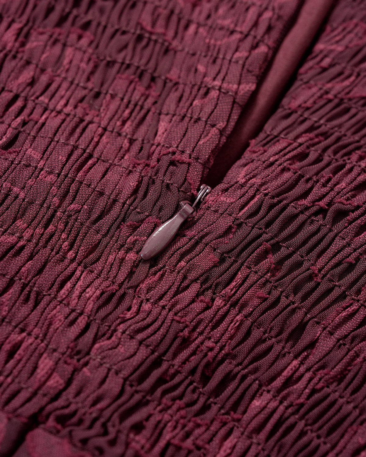 Vestido Midi Jacquard com Fenda - Vinho
