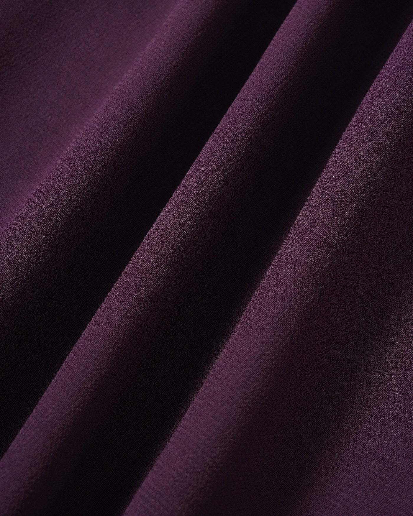 Vestido mini de chiffon roxo com alças de amarrar