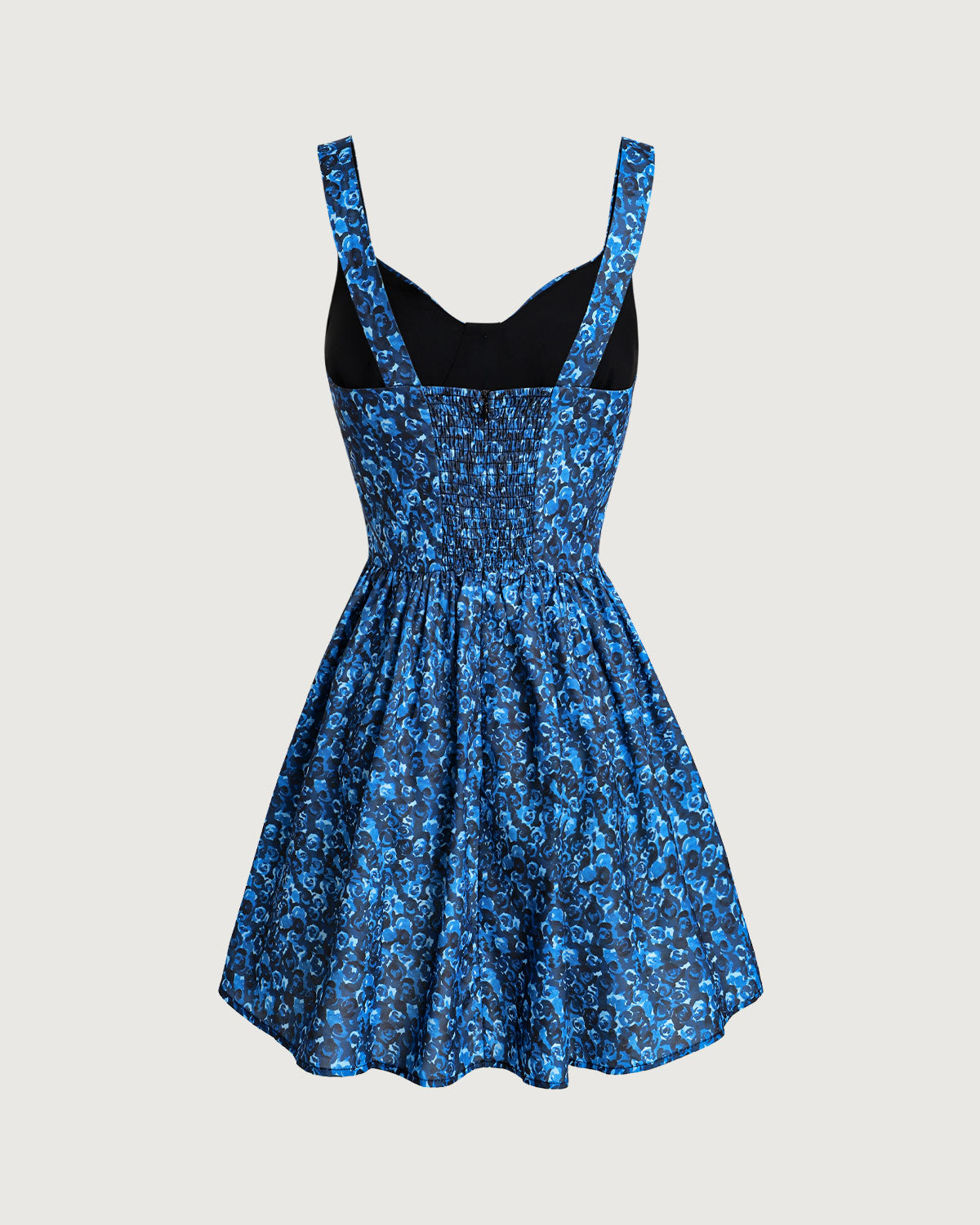 Vestido mini azul floral com decote em U e franzido