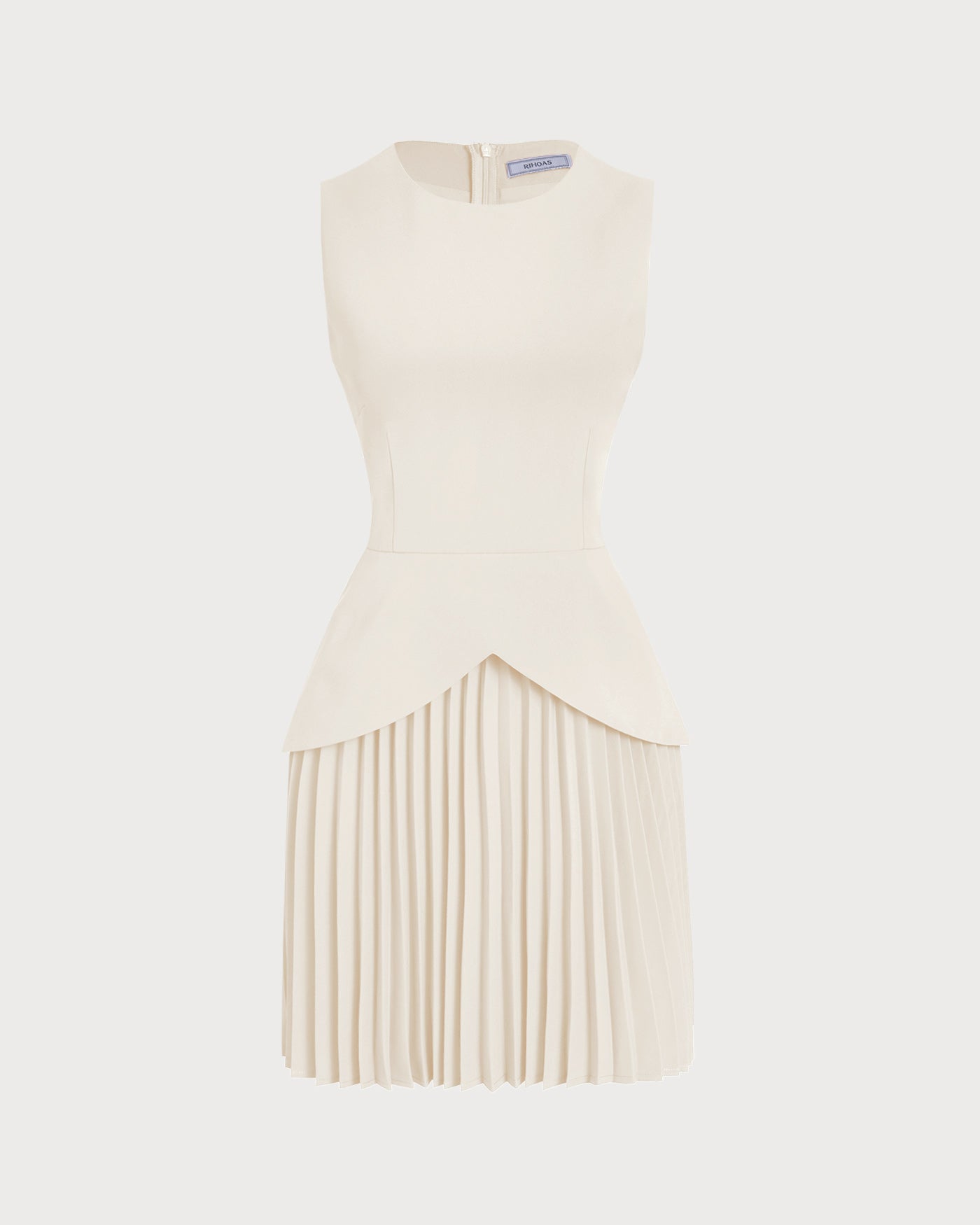 Vestido skater curto com decote redondo — damasco