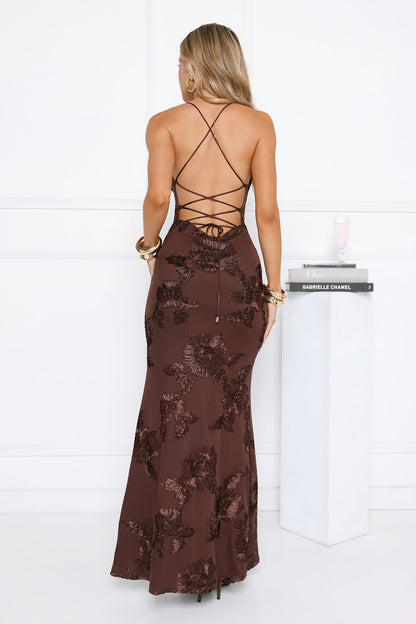 Vestido Longo Serenata de Pétalas — Chocolate