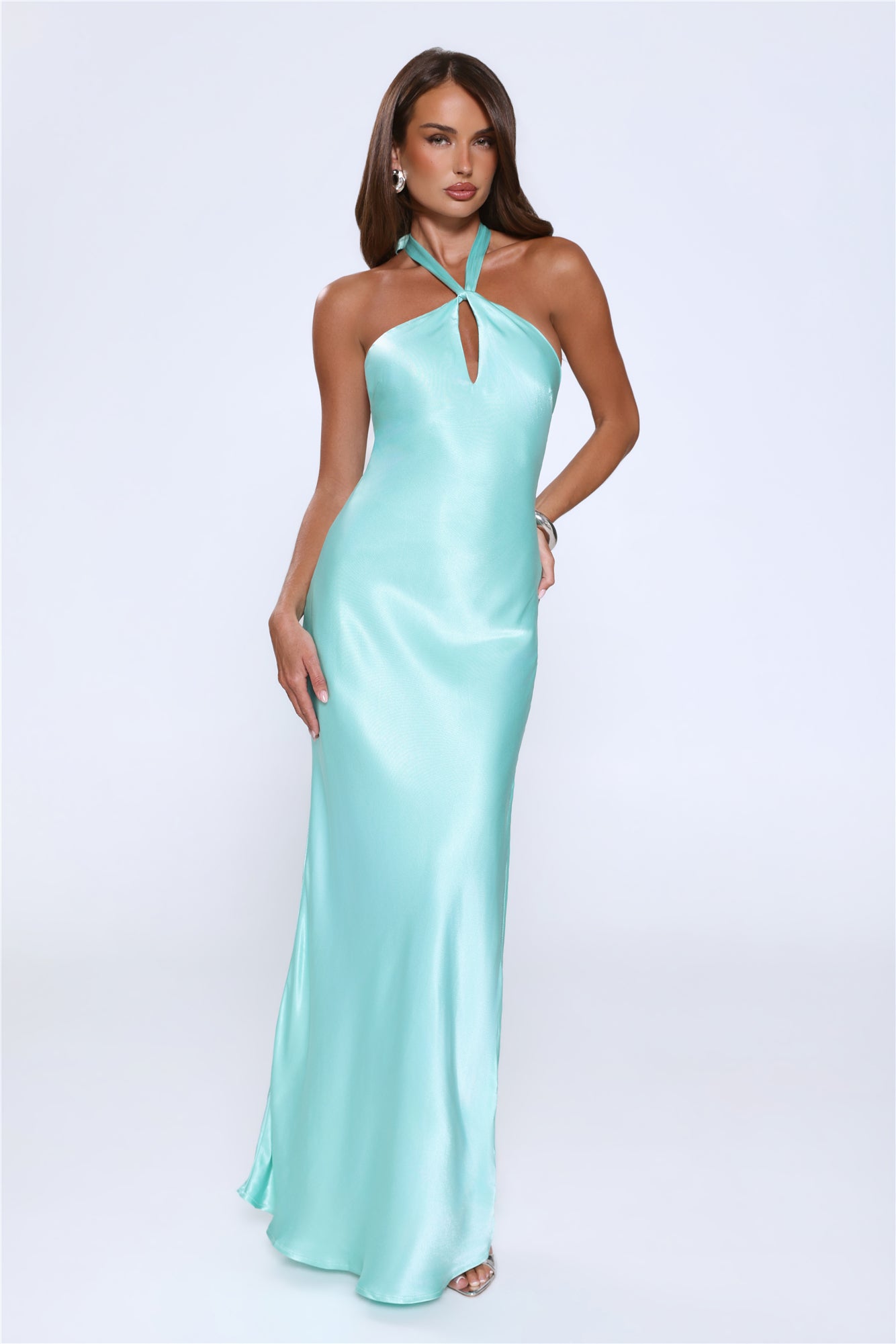 Rule Her World Vestido Longo Halter em Cetim — Azul Água