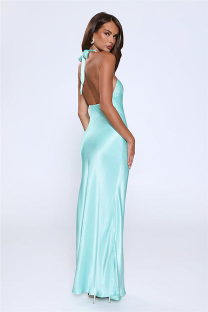 Rule Her World Vestido Longo Halter em Cetim — Azul Água