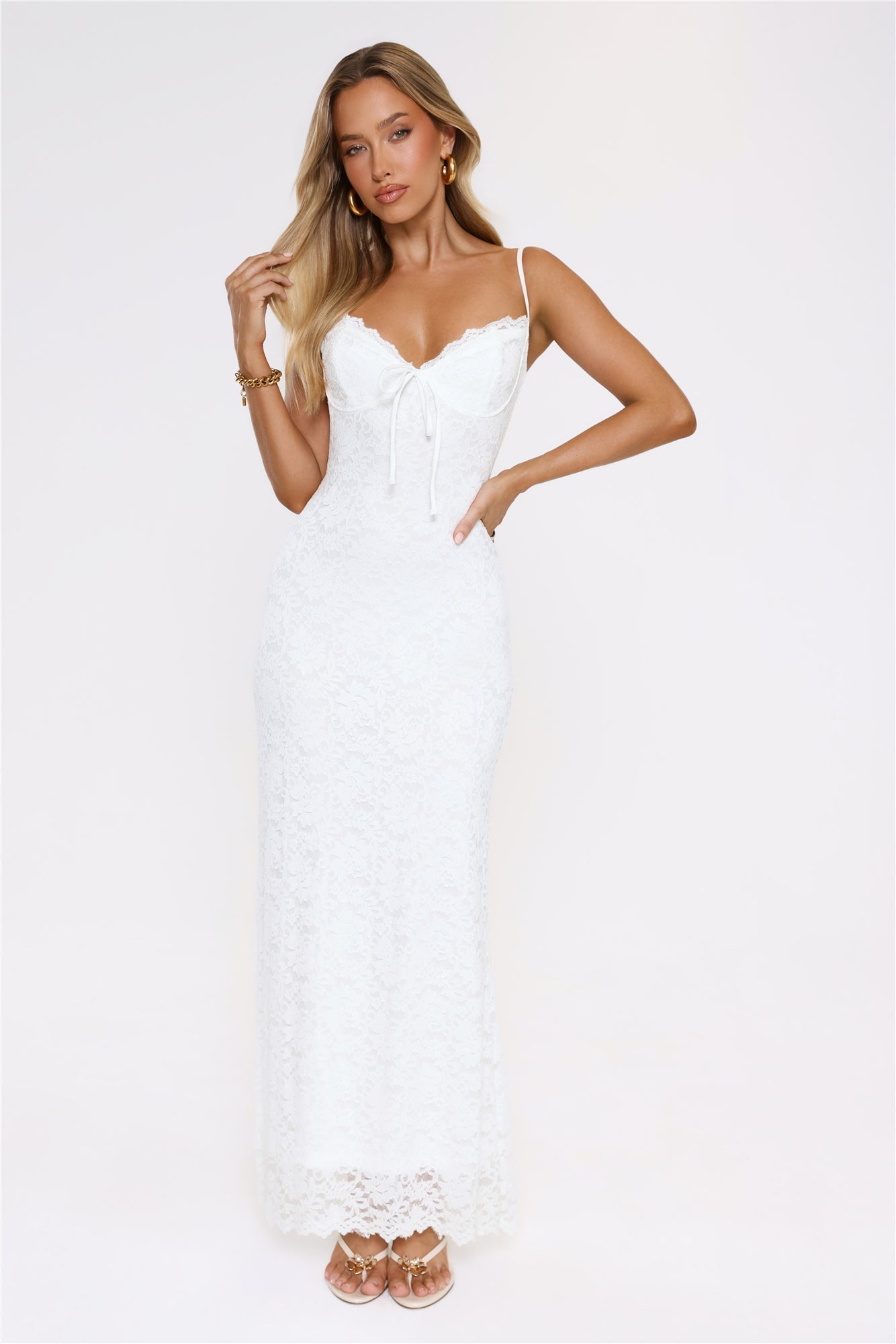 Vestido Longo de Renda "Véu ao Luar" — Branco