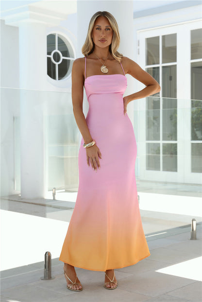 Vestido Maxi de Cetim Amber Horizon — Pôr-do-sol