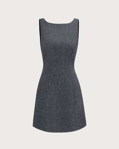 Mini vestido cinza com decote canoa e sem mangas