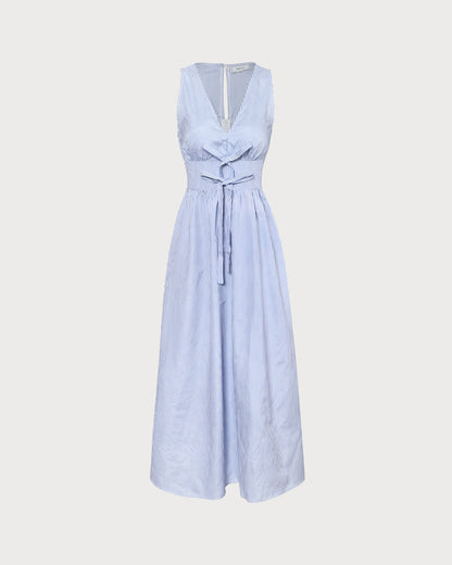 Vestido longo listrado azul com decote em V e franzidos