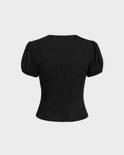 Blusa preta com renda jacquard e botões