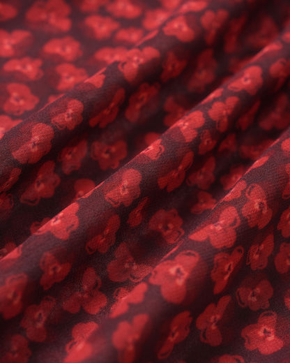 Vestido longo floral vermelho com manga tipo capa