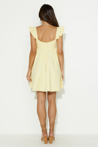 Vestido Mini Pronto para o Brunch — Amarelo