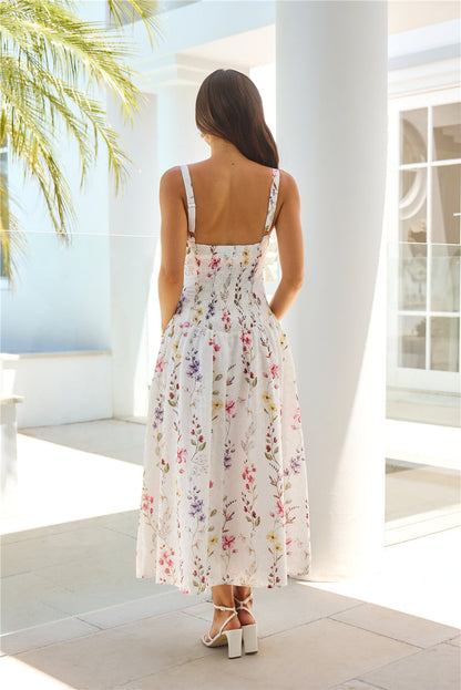 Vestido longo estampado Whimsical Charm