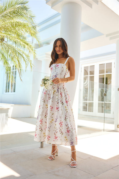 Vestido longo estampado Whimsical Charm