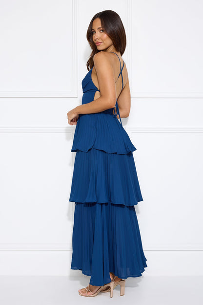 Fashionably Ever After — Vestido Longo Azul Marinho