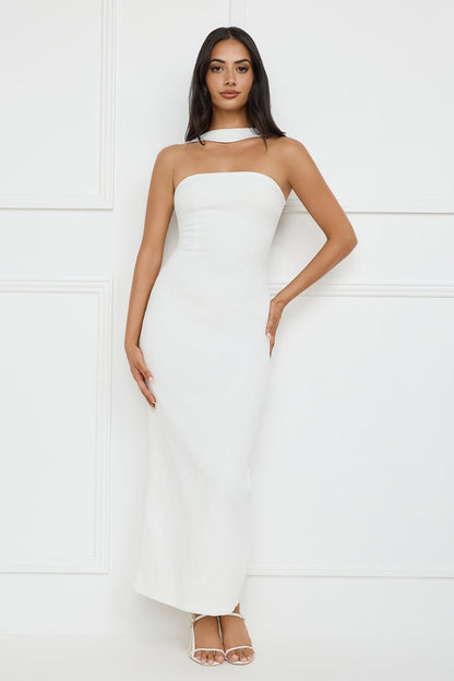 Vestido Longo Halter Estiloso — Branco