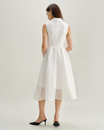 Vestido midi listrado sem mangas — branco